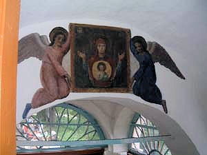 血の上の教会・壁画の天使.jpg
